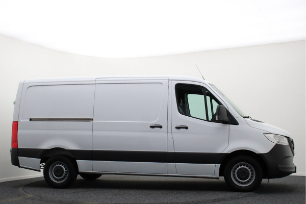 Mercedes-Benz Sprinter 317 CDI Aut. L2H1 Leer, Standkachel, Camera, 3-Zits, Airco, Cruise, Apple Carplay, DAB