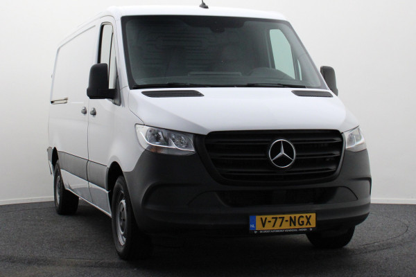 Mercedes-Benz Sprinter 317 CDI Aut. L2H1 Leer, Standkachel, Camera, 3-Zits, Airco, Cruise, Apple Carplay, DAB