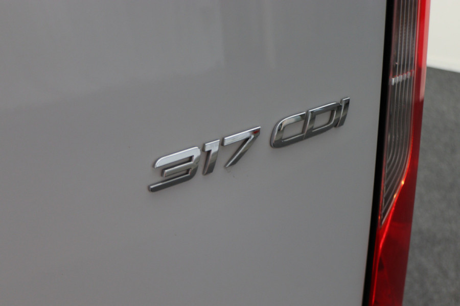 Mercedes-Benz Sprinter 317 CDI Aut. L2H1 Leer, Standkachel, Camera, 3-Zits, Airco, Cruise, Apple Carplay, DAB