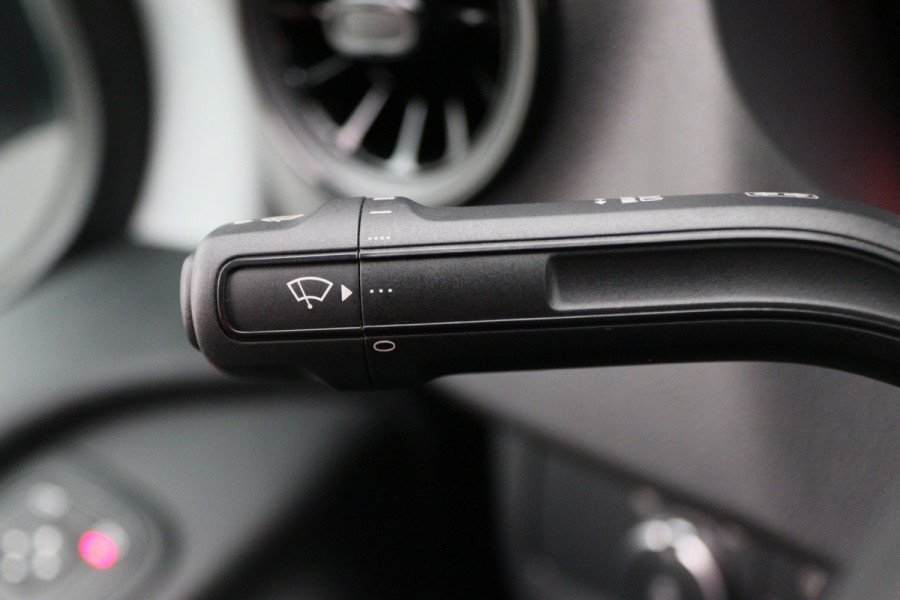 Mercedes-Benz Sprinter 317 CDI Aut. L2H1 Leer, Standkachel, Camera, 3-Zits, Airco, Cruise, Apple Carplay, DAB