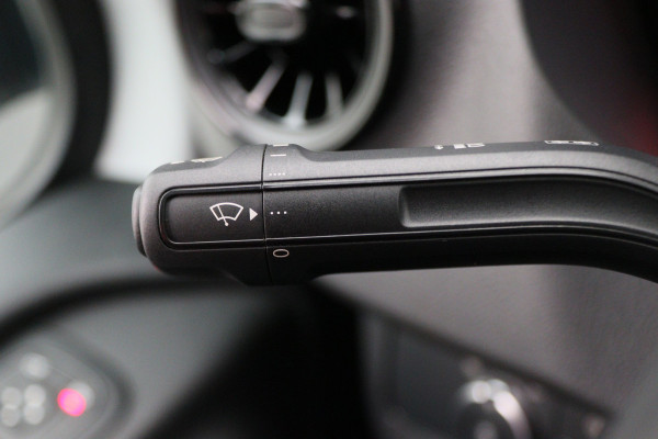 Mercedes-Benz Sprinter 317 CDI Aut. L2H1 Leer, Standkachel, Camera, 3-Zits, Airco, Cruise, Apple Carplay, DAB