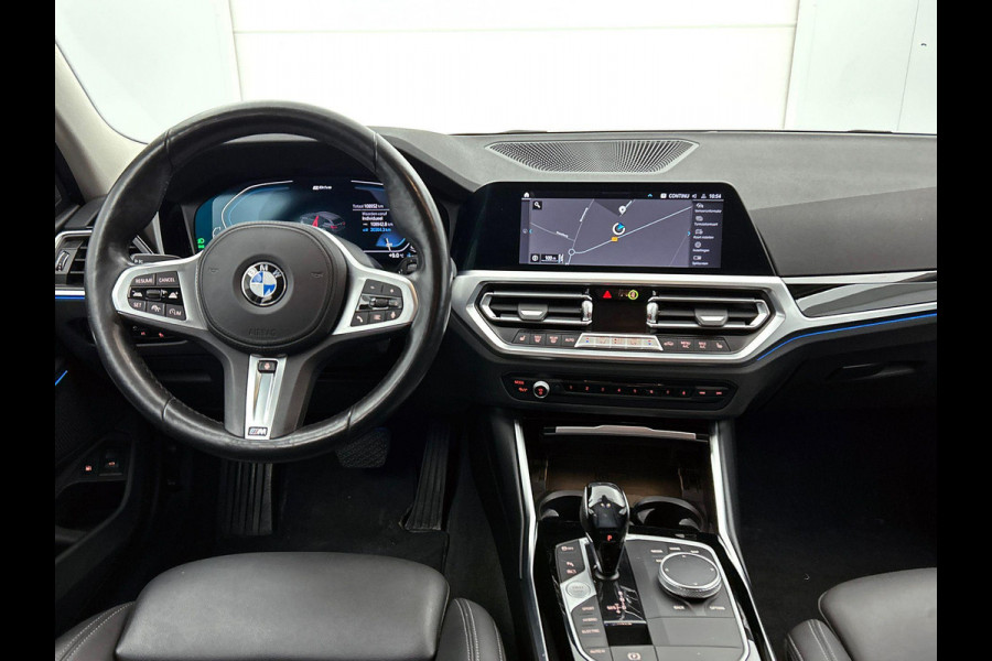 BMW 3 Serie Touring 330e High Executive M SPORT | SHADOW-LINE  | CARPLAY | AD-CRUISE | TREKHAAK BMW 3 Serie Touring 330e High Executive M SPORT | SHADOW-LINE  | CARPLAY | AD-CRUISE | TREKHAAK
