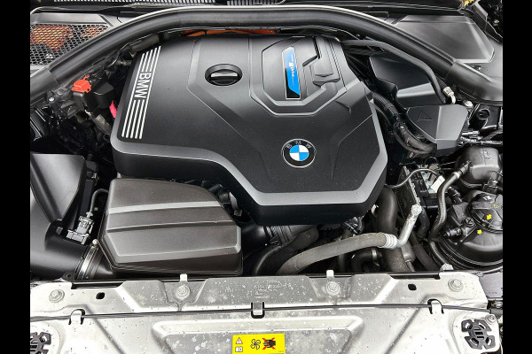 BMW 3 Serie Touring 330e High Executive M SPORT | SHADOW-LINE  | CARPLAY | AD-CRUISE | TREKHAAK BMW 3 Serie Touring 330e High Executive M SPORT | SHADOW-LINE  | CARPLAY | AD-CRUISE | TREKHAAK