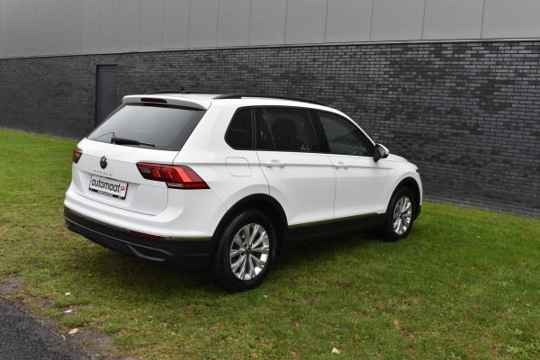 Volkswagen Tiguan 1.5 TSI Life Automaat Navigatie/carplay