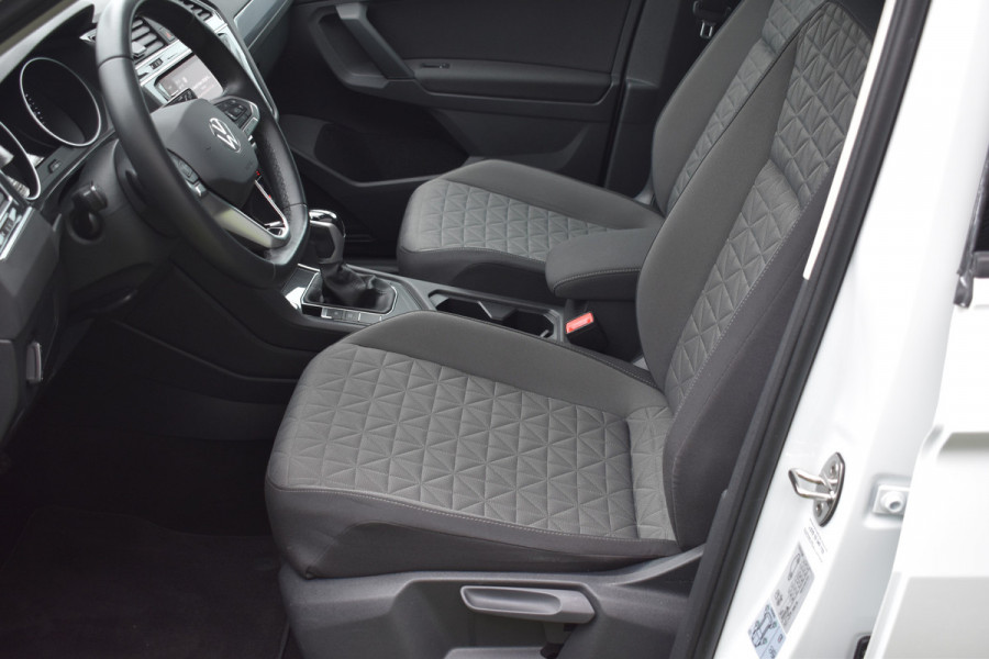 Volkswagen Tiguan 1.5 TSI Life Automaat Navigatie/carplay