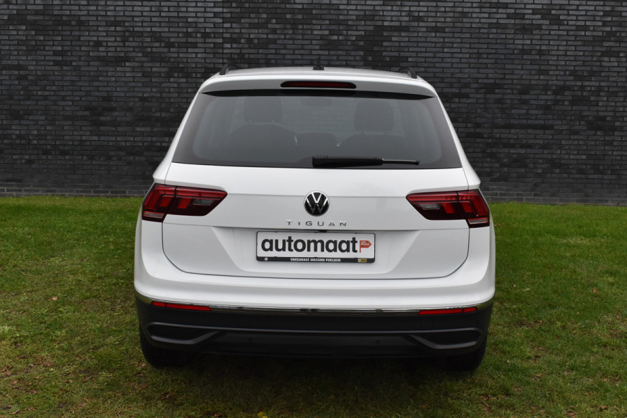 Volkswagen Tiguan 1.5 TSI Life Automaat Navigatie/carplay