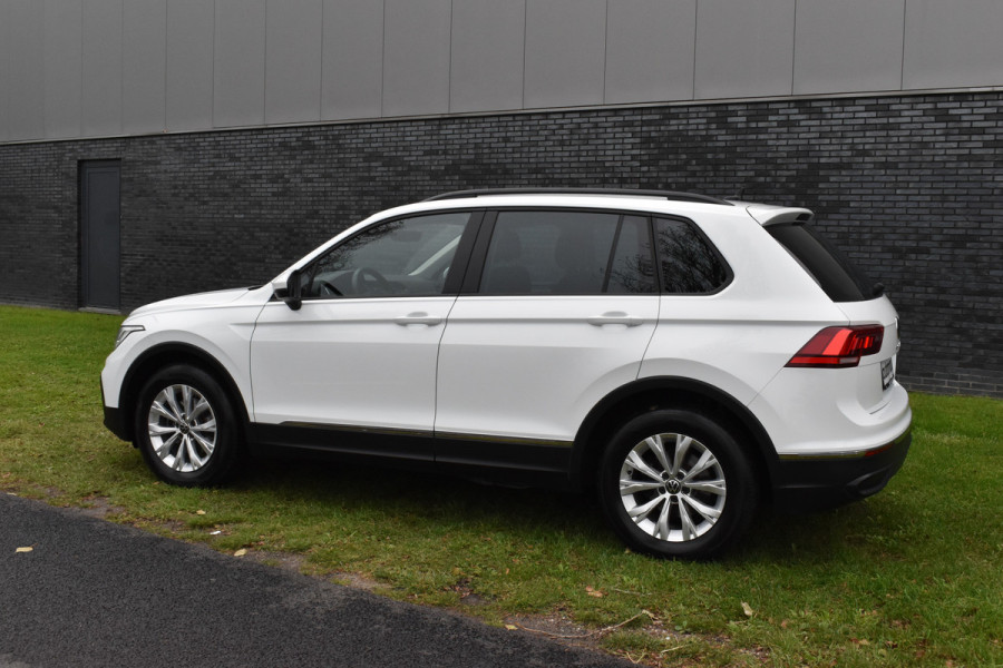 Volkswagen Tiguan 1.5 TSI Life Automaat Navigatie/carplay