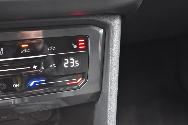 Volkswagen Tiguan 1.5 TSI Life Automaat Navigatie/carplay