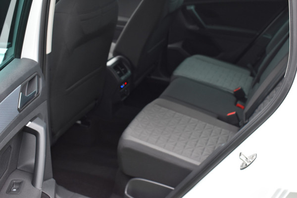 Volkswagen Tiguan 1.5 TSI Life Automaat Navigatie/carplay