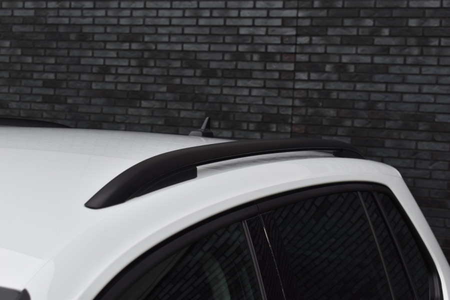 Volkswagen Tiguan 1.5 TSI Life Automaat Navigatie/carplay