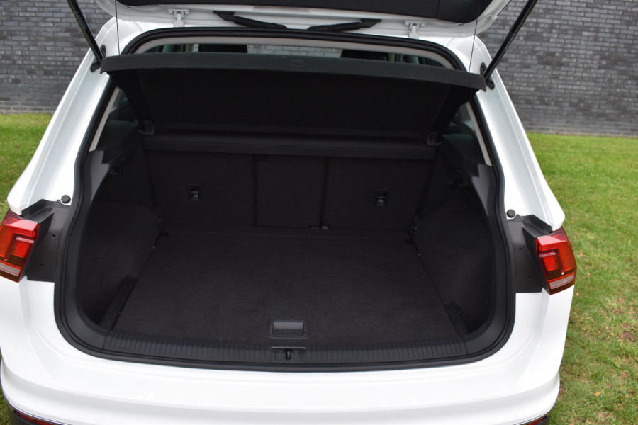 Volkswagen Tiguan 1.5 TSI Life Automaat Navigatie/carplay