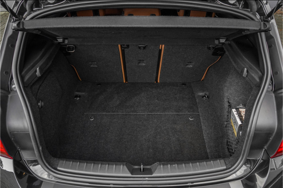 BMW 1-serie M140i High Ex Shadow M-Performance Navi Pro Leder Keyless