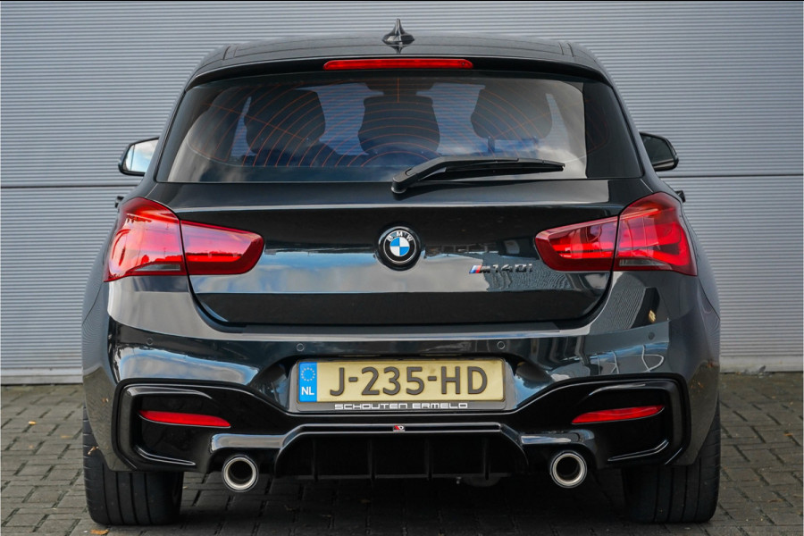 BMW 1-serie M140i High Ex Shadow M-Performance Navi Pro Leder Keyless
