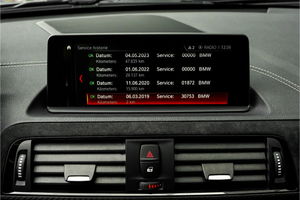 BMW 1-serie M140i High Ex Shadow M-Performance Navi Pro Leder Keyless