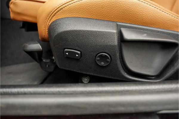 BMW 1-serie M140i High Ex Shadow M-Performance Navi Pro Leder Keyless