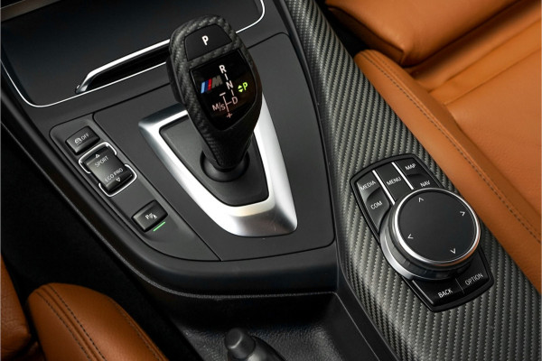 BMW 1-serie M140i High Ex Shadow M-Performance Navi Pro Leder Keyless