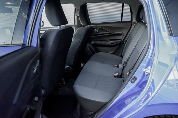 Suzuki Swift 1.2 Style Smart Hybrid Navi ACC Camera CarPlay BTW