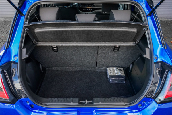 Suzuki Swift 1.2 Style Smart Hybrid Navi ACC Camera CarPlay BTW