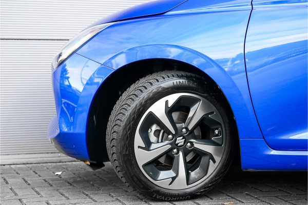 Suzuki Swift 1.2 Style Smart Hybrid Navi ACC Camera CarPlay BTW