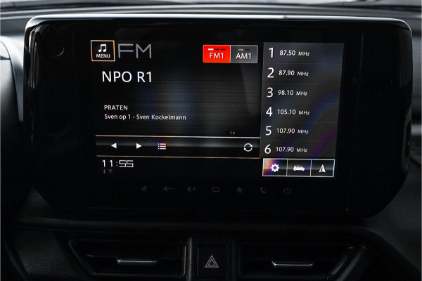 Suzuki Swift 1.2 Style Smart Hybrid Navi ACC Camera CarPlay BTW