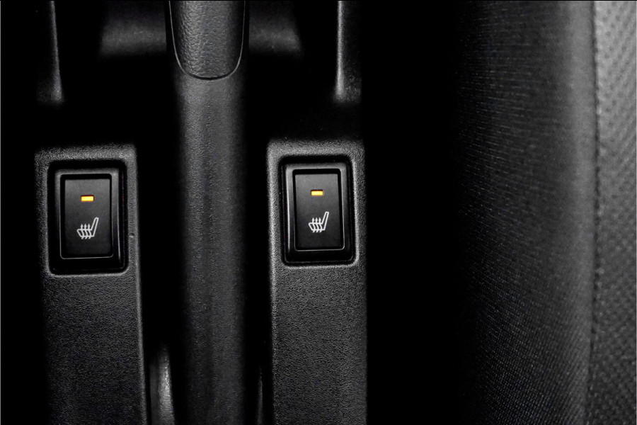 Suzuki Swift 1.2 Style Smart Hybrid Navi ACC Camera CarPlay BTW