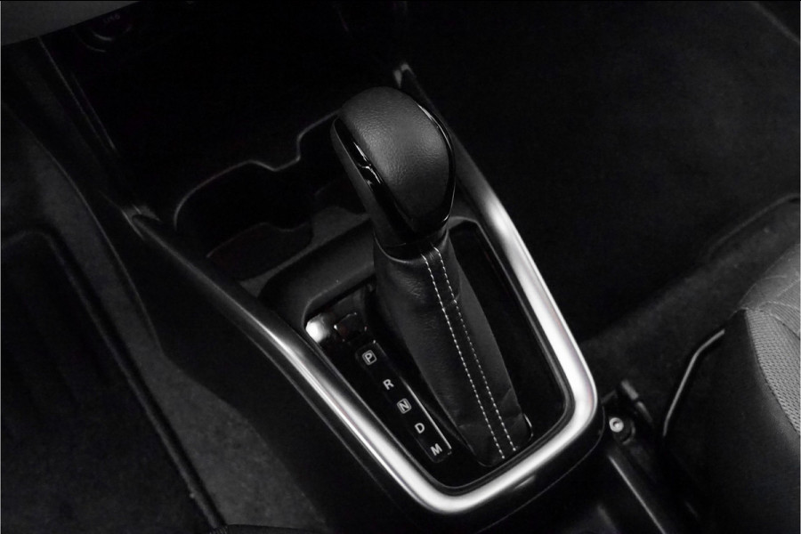 Suzuki Swift 1.2 Style Smart Hybrid Navi ACC Camera CarPlay BTW