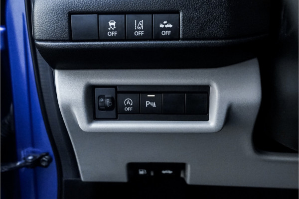 Suzuki Swift 1.2 Style Smart Hybrid Navi ACC Camera CarPlay BTW