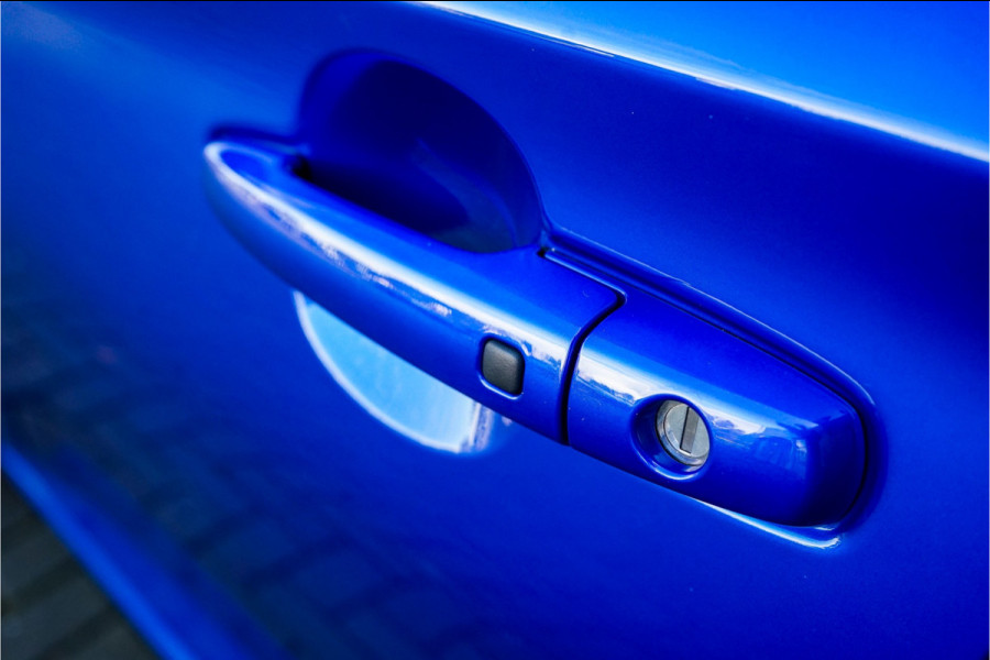 Suzuki Swift 1.2 Style Smart Hybrid Navi ACC Camera CarPlay BTW