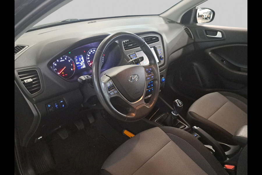 Hyundai i20 1.0 T-GDI Comfort Dealer onderhouden! Incl. Lichtmetalen velgen | Cruise control | Achteruitrijcamera | Trekhaak | Apple carplay & Android auto
