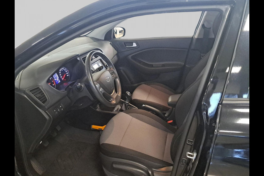 Hyundai i20 1.0 T-GDI Comfort Dealer onderhouden! Incl. Lichtmetalen velgen | Cruise control | Achteruitrijcamera | Trekhaak | Apple carplay & Android auto