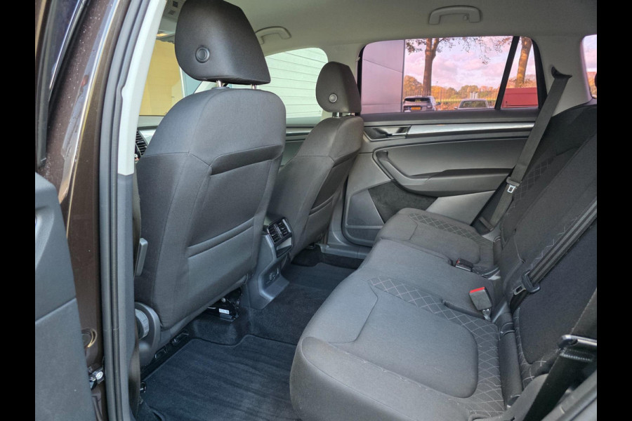 Škoda Kodiaq 1.5 TSI Style Business / CARPLAY / P.SENSOREN / ISOFIX / STOELVERW. / CRUISE / EXTRA SET / NWE BEURT / GARANTIE !