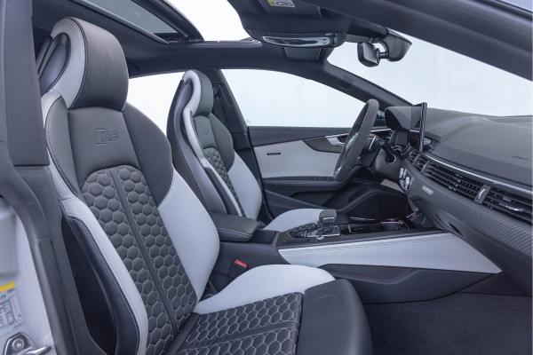 Audi RS5 Sportback 2.9 TFSI 450pk Quattro Pano B&O HuD Audi Exclusive 20'' Carbon