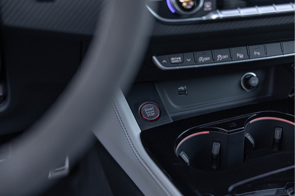 Audi RS5 Sportback 2.9 TFSI 450pk Quattro Pano B&O HuD Audi Exclusive 20'' Carbon