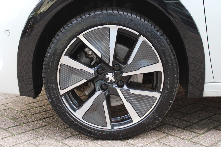 Peugeot e-208 EV GT Pack 50 kWh | Panoramadak | Navigatie | Stoelverwarming Actieweken 1 t/m 15 november!