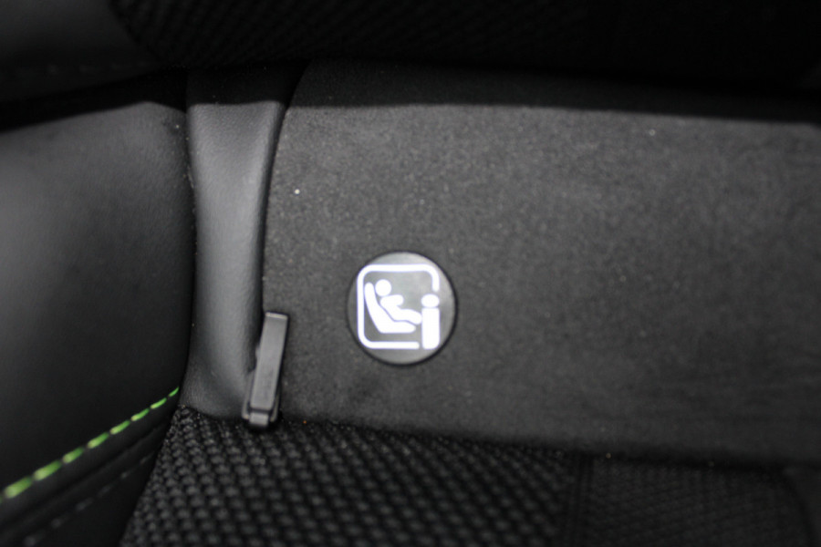 Peugeot e-208 EV GT Pack 50 kWh | Panoramadak | Navigatie | Stoelverwarming Actieweken 1 t/m 15 november!