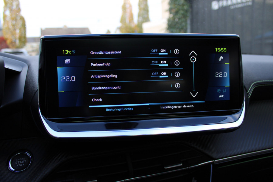 Peugeot e-208 EV GT Pack 50 kWh | Panoramadak | Navigatie | Stoelverwarming Actieweken 1 t/m 15 november!