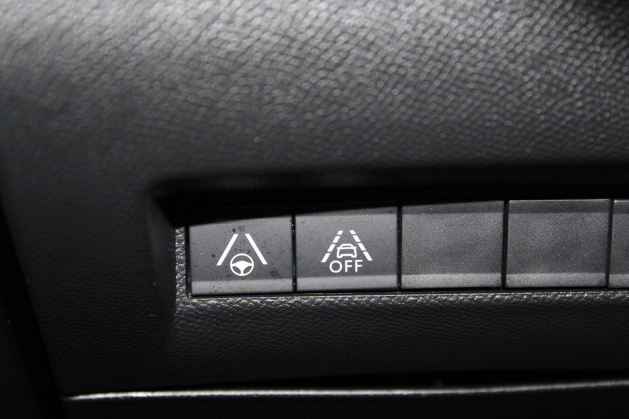 Peugeot e-208 EV GT Pack 50 kWh | Panoramadak | Navigatie | Stoelverwarming Actieweken 1 t/m 15 november!