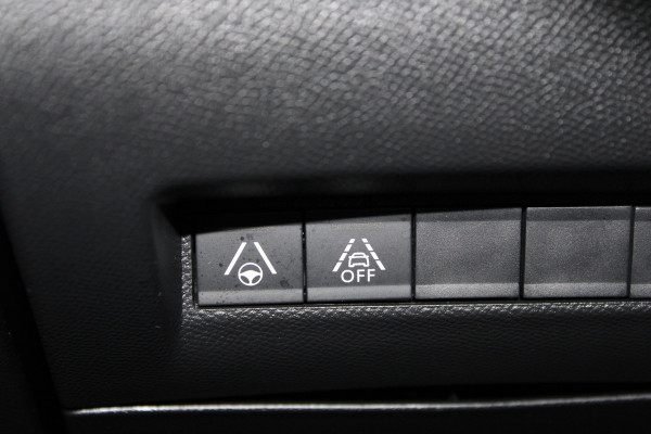 Peugeot e-208 EV GT Pack 50 kWh | Panoramadak | Navigatie | Stoelverwarming Actieweken 1 t/m 15 november!