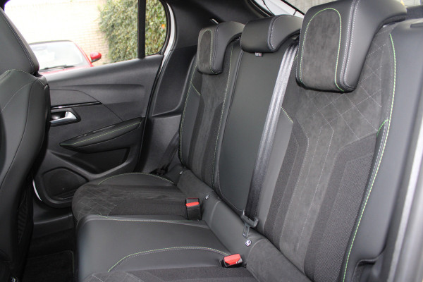 Peugeot e-208 EV GT Pack 50 kWh | Panoramadak | Navigatie | Stoelverwarming Actieweken 1 t/m 15 november!
