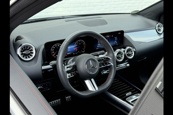 Mercedes-Benz B-Klasse 200 AMG Line | Pano | Trekhaak | Memory | Camera | LED | DAB+