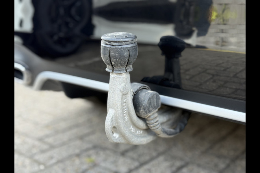 Mercedes-Benz B-Klasse 200 AMG Line | Pano | Trekhaak | Memory | Camera | LED | DAB+