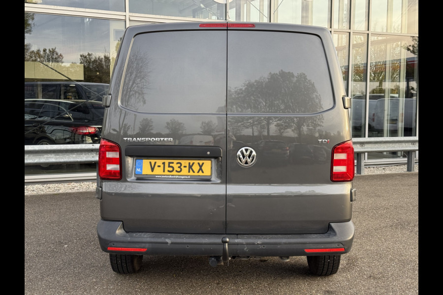 Volkswagen Transporter 2.0 TDI 150pk L2H1 Comfortline | NL-auto | 1e Eig | Trekhaak | Airco | Cruisec.