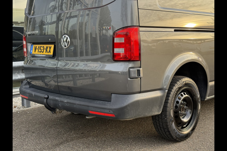 Volkswagen Transporter 2.0 TDI 150pk L2H1 Comfortline | NL-auto | 1e Eig | Trekhaak | Airco | Cruisec.