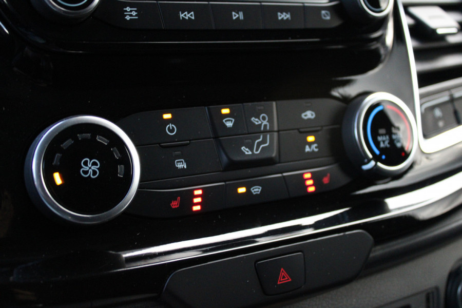 Ford Transit Custom 320 2.0 TDCI L2H1 Sport 185pk - ACC - Trekhaak - Navi - Camera - Stoelverwarming - Blind spot - Xenon - Rijklaar