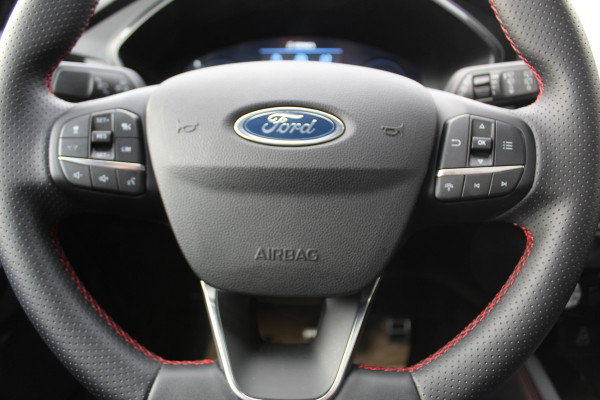 Ford Kuga 2.5-243pk PHEV ST-Line X. 2100kg trekgewicht ! Nieuw Model ! Van €. 54.937,- voor €. 43.735,- ! Trekgewicht van 2.100kg ! Elektr. verstelb. AGR stoelen voor, Stoel-, stuur-, voorraam- en achterbank verwarming, Elektr. panorama/schuif-kanteldak , Trekhaak wegklapbaar,