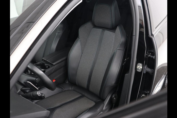 Peugeot 3008 1.6 HYbrid 225 Allure | Stoelverwarming | Camera | Half leder | Carplay | Navigatie | Full LED | Parkeerhulp | Digital Cockpit | Cruise control | PHEV