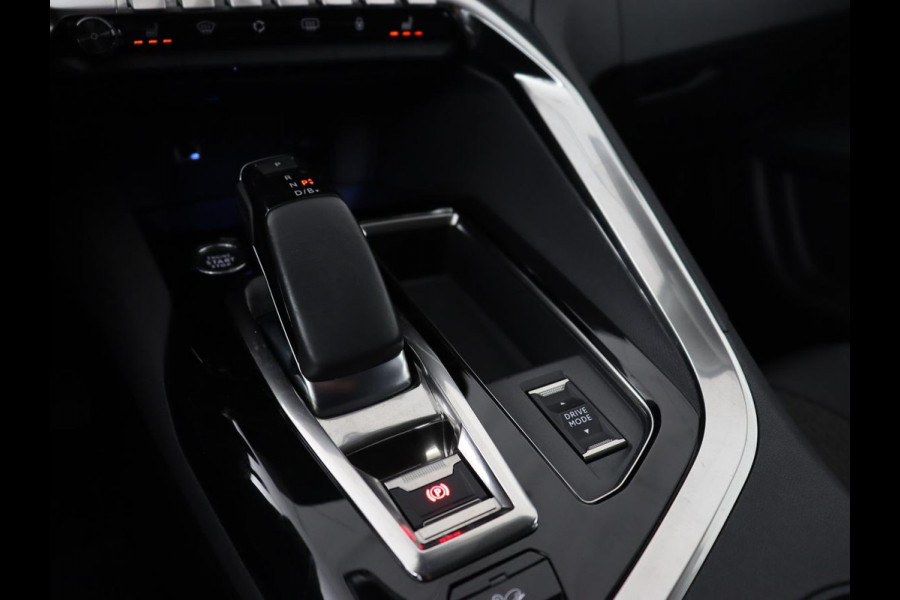 Peugeot 3008 1.6 HYbrid 225 Allure | Stoelverwarming | Camera | Half leder | Carplay | Navigatie | Full LED | Parkeerhulp | Digital Cockpit | Cruise control | PHEV