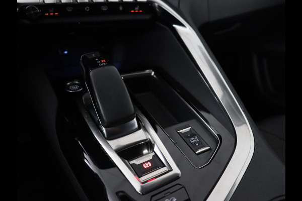 Peugeot 3008 1.6 HYbrid 225 Allure | Stoelverwarming | Camera | Half leder | Carplay | Navigatie | Full LED | Parkeerhulp | Digital Cockpit | Cruise control | PHEV
