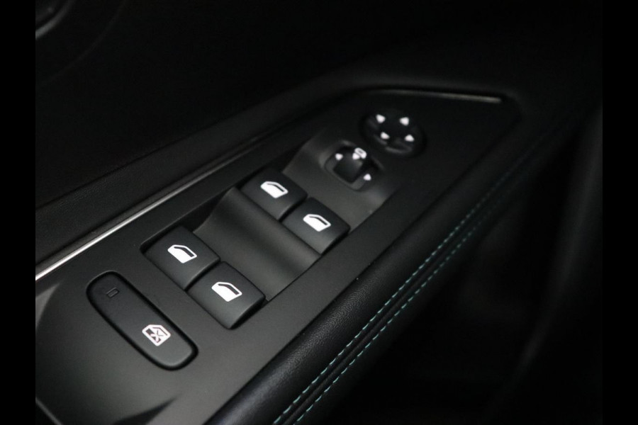 Peugeot 3008 1.6 HYbrid 225 Allure | Stoelverwarming | Camera | Half leder | Carplay | Navigatie | Full LED | Parkeerhulp | Digital Cockpit | Cruise control | PHEV