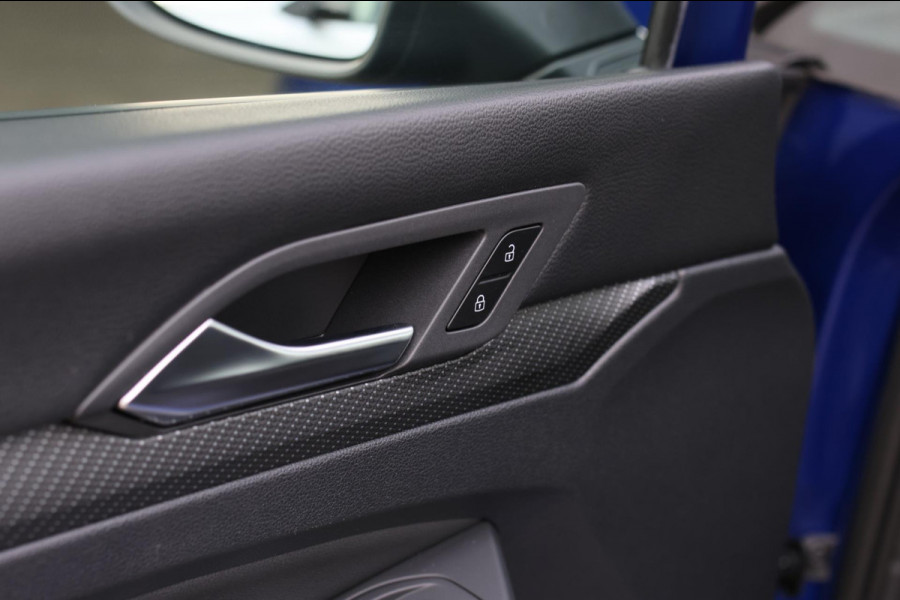 Volkswagen Golf 2.0 TSI R 4Motion *Akra*Pano*Leder*H&K*Performance*